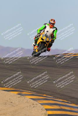 media/Dec-18-2022-SoCal Trackdays (Sun) [[8099a50955]]/Turns 9 and 10 Set 1 (1045am)/